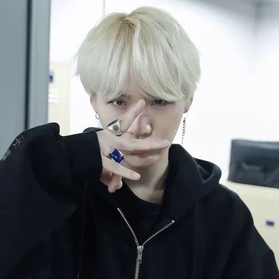 yoongi By @Kompjuteri